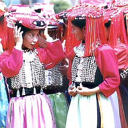 Lisu girls at Lisu New Year, Chiang Mai